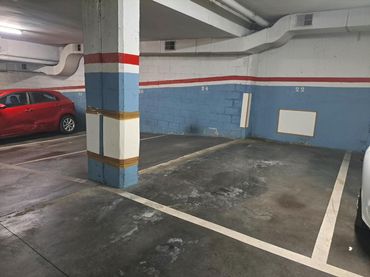 Individual con ascensor en venta en Carrer Joan Salvat Papasseit