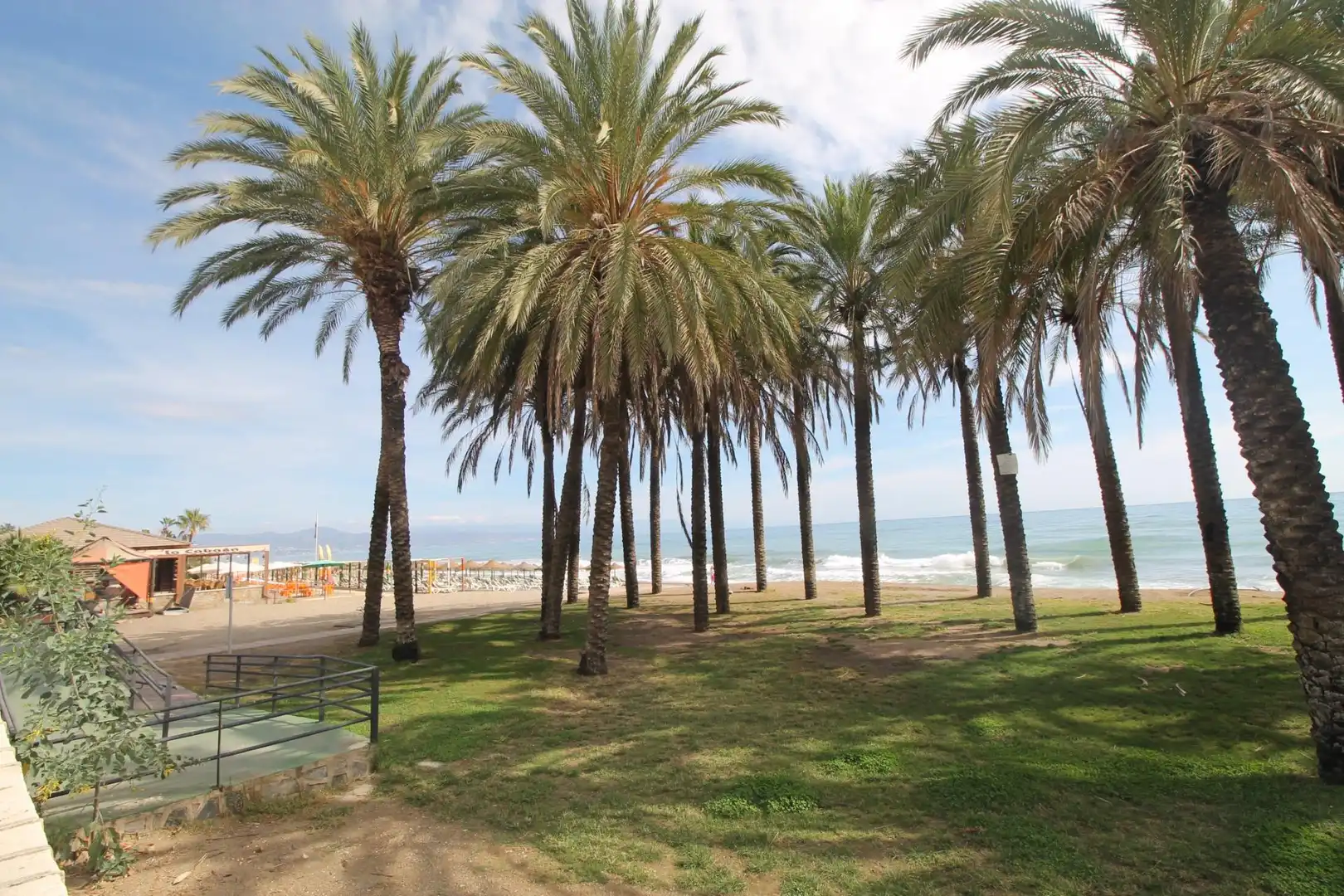 Außenansicht von Wohnung zum Verkauf in Torremolinos mit Klimaanlage, Heizung und Privatgarten