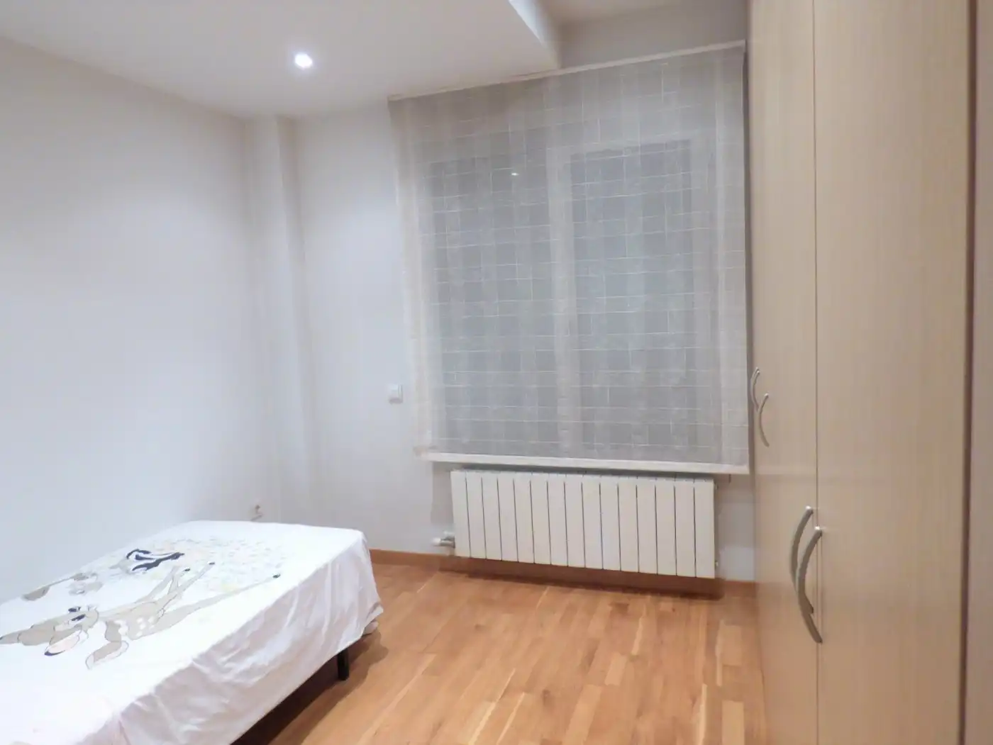 Dormitori de Casa o xalet en venda en Manresa amb Aire condicionat, Calefacció i Terrassa