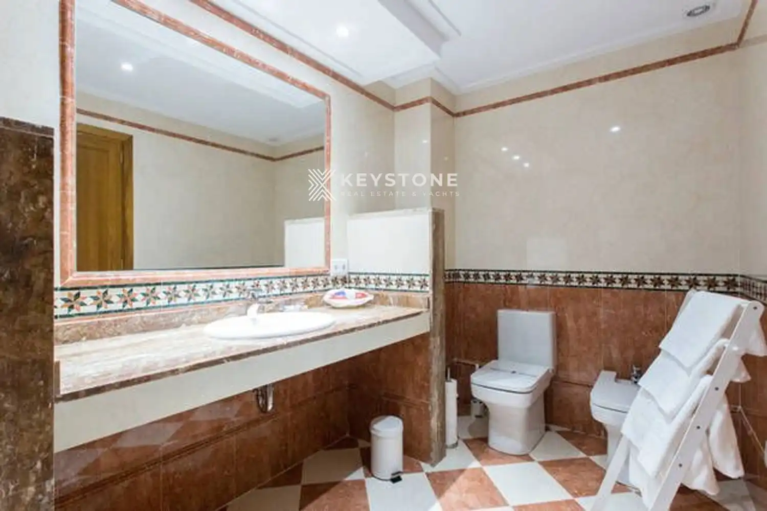 Bathroom of Flat for rent in Manacor  with Air Conditioner and Furnished