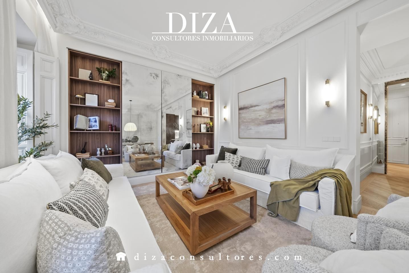 Sala d'estar de Pis en venda en  Madrid Capital amb Aire condicionat, Calefacció i Moblat