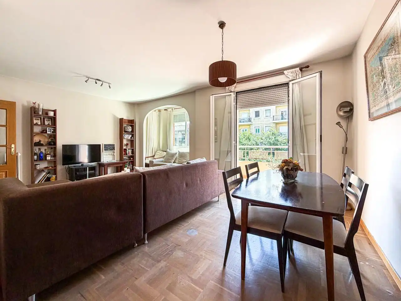Sala de estar de Piso en venta en Madrid con Calefacción, Parquet y Terraza
