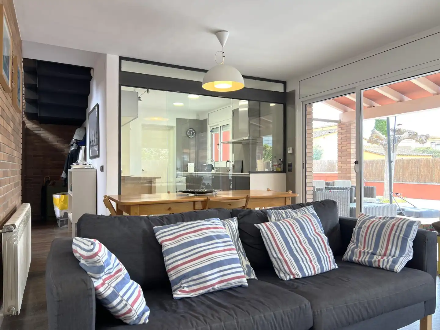 Living room of Houses for sale in Sant Pere Pescador  with Air Conditioner, Heating and Private garden