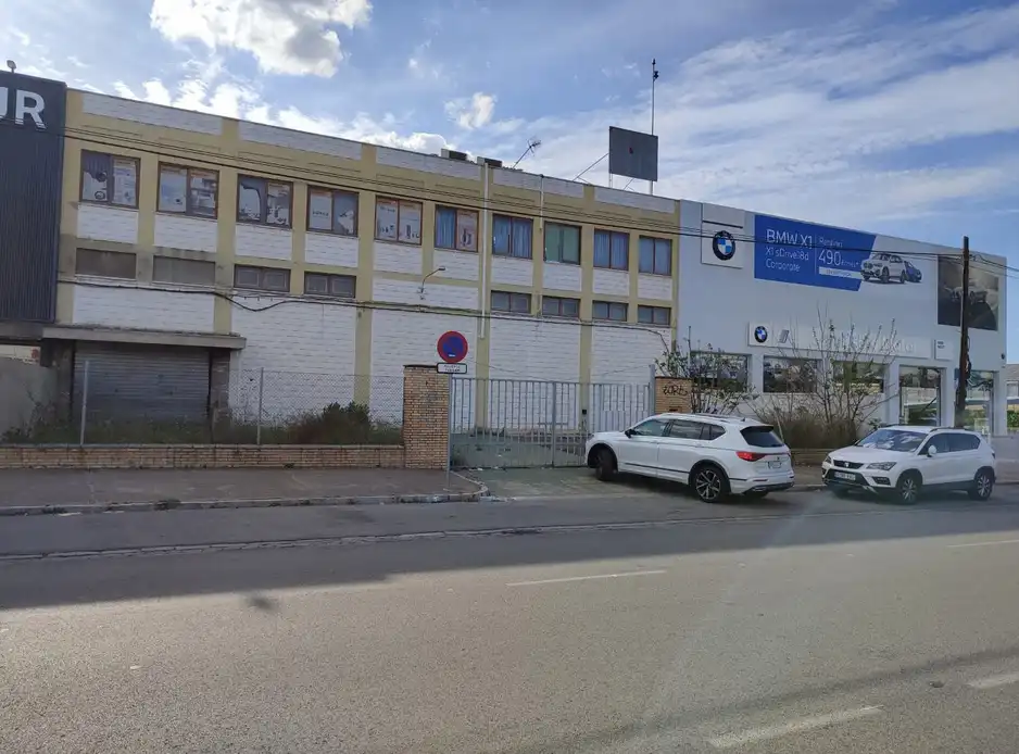 Exterior view of Industrial buildings for rent in Sevilla