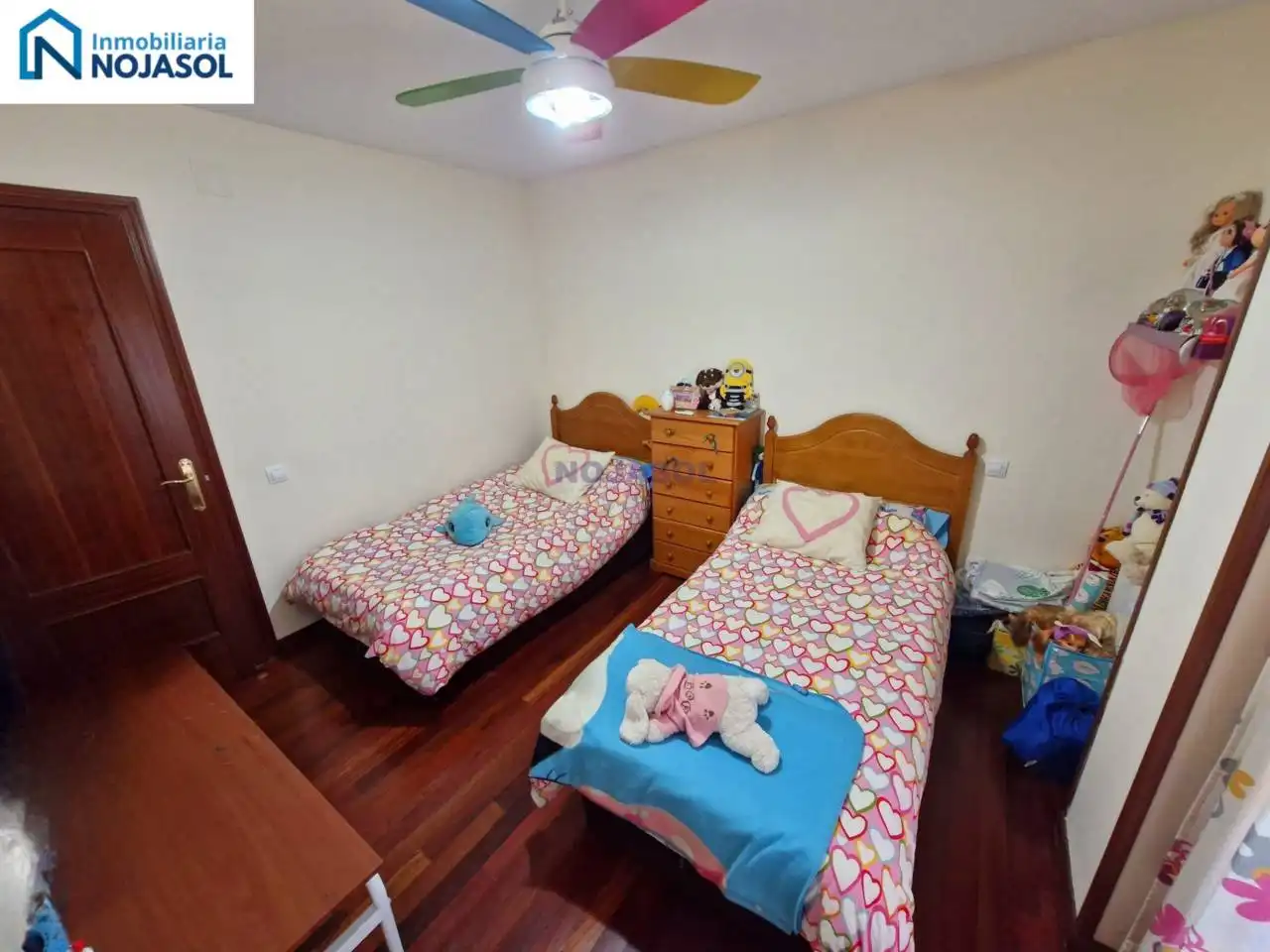 Habitación de Apartamento en venta en Meruelo con Calefacción, Amueblado y Balcón