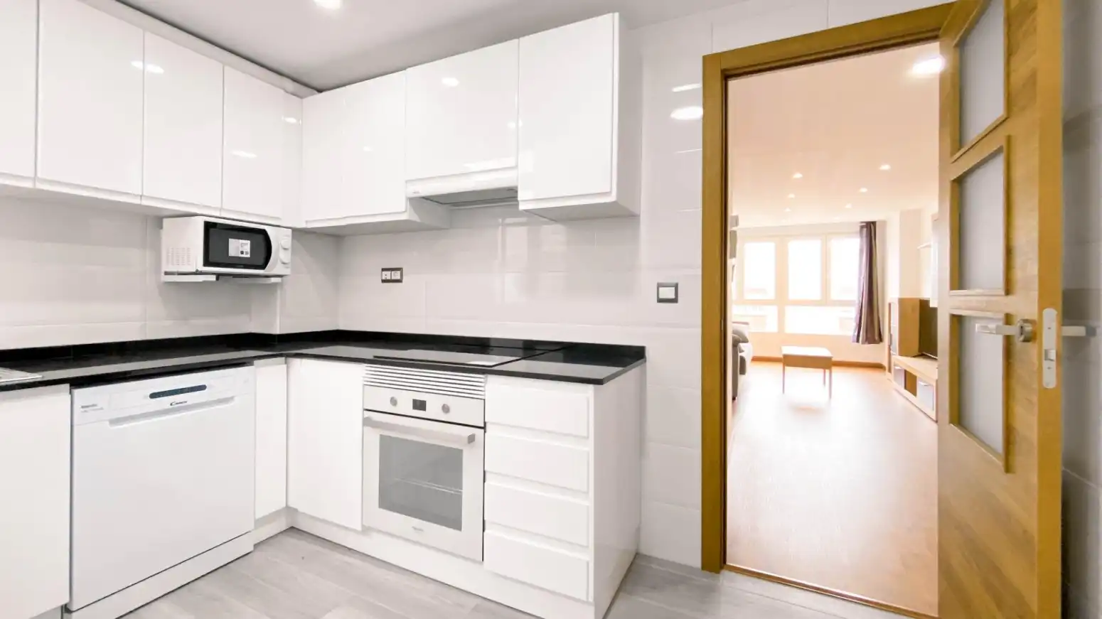 Appartement avec terrasse à louer à Castilla - Hermida, imagen 28