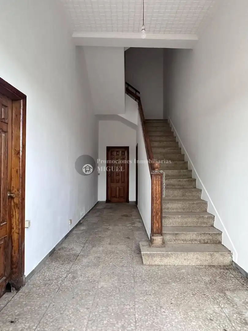 House for sale in Verín