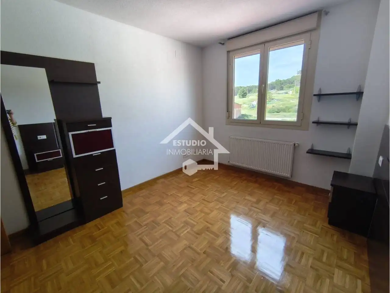 Habitación de Piso en venta en Lodosa con Calefacción, Trastero y Balcón