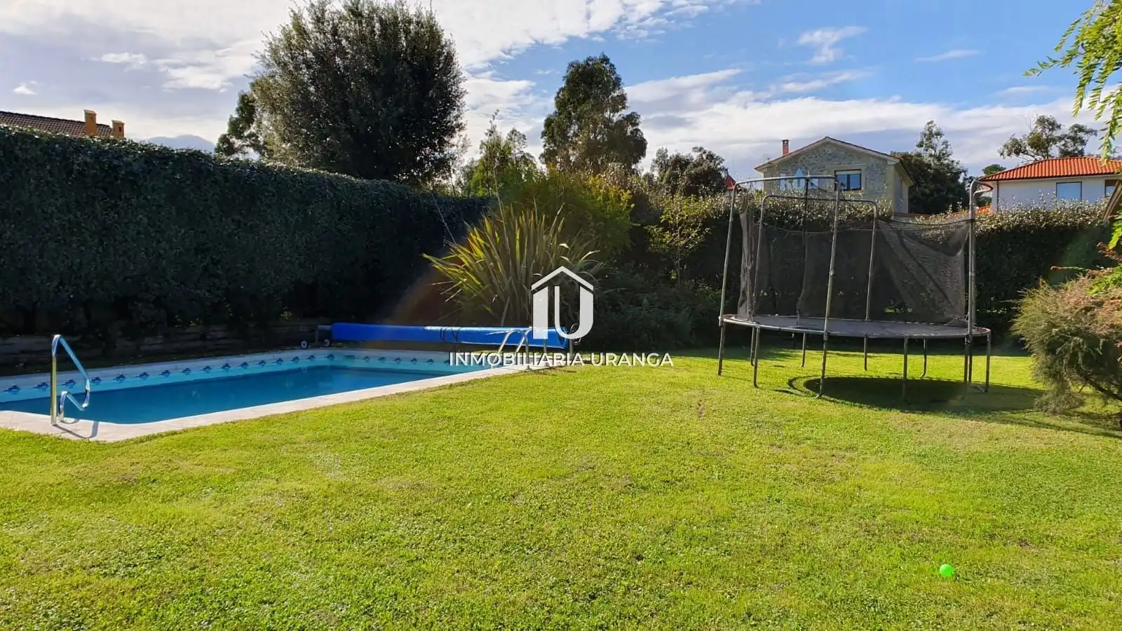 Piscina de Casa o xalet en venda en Ribamontán al Mar amb Calefacció, Jardí privat i Terrassa
