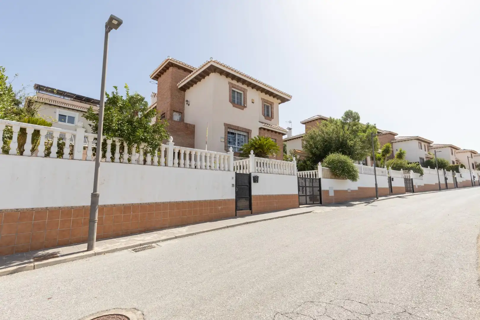 Chalet con terraza en venta en UNIS, imagen 54