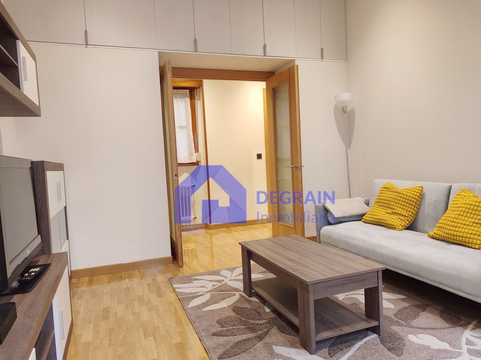 Flat for rent in Oviedo   with Heating and Parquet flooring