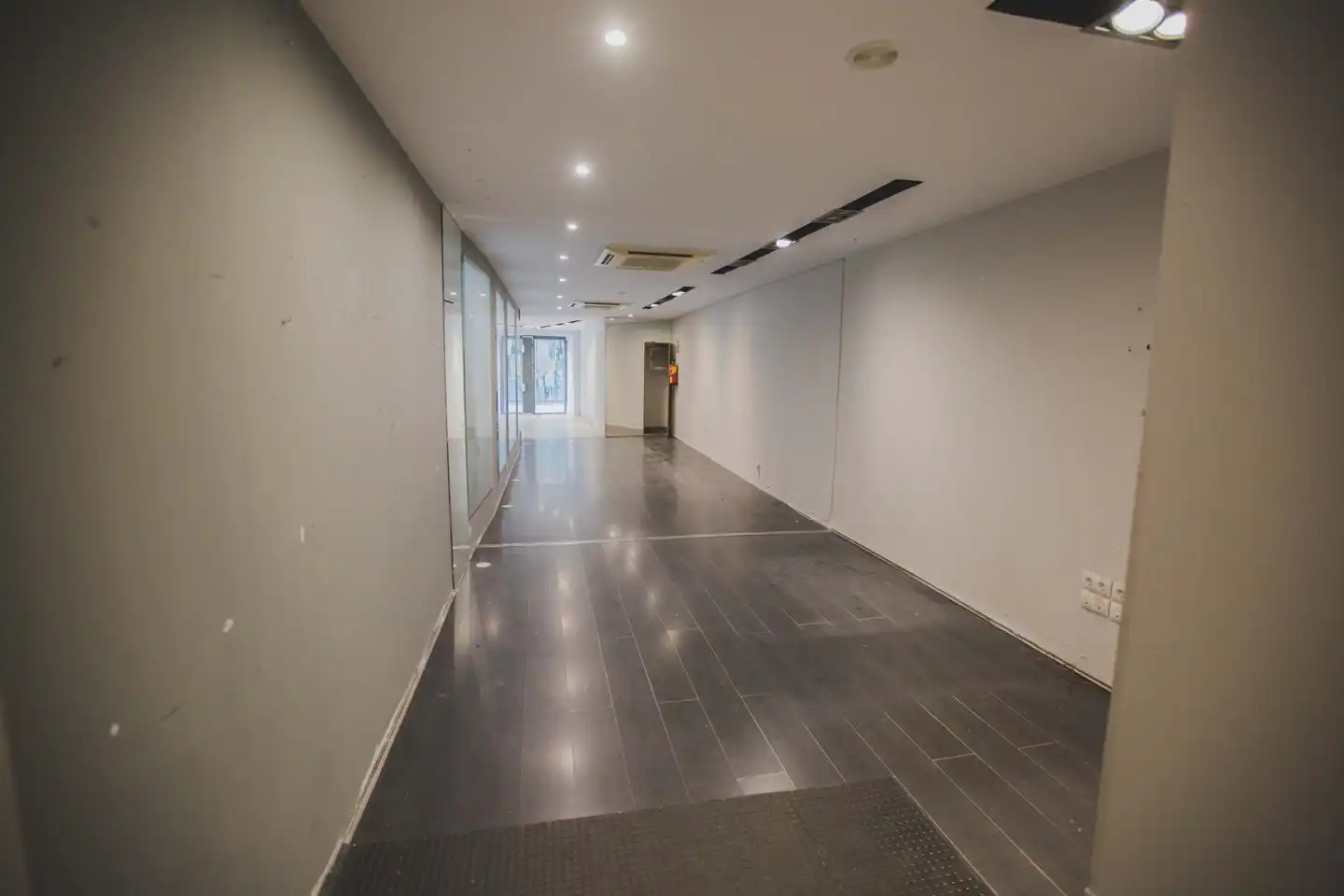 Business premises for sale in Centro Histórico, imagen 21