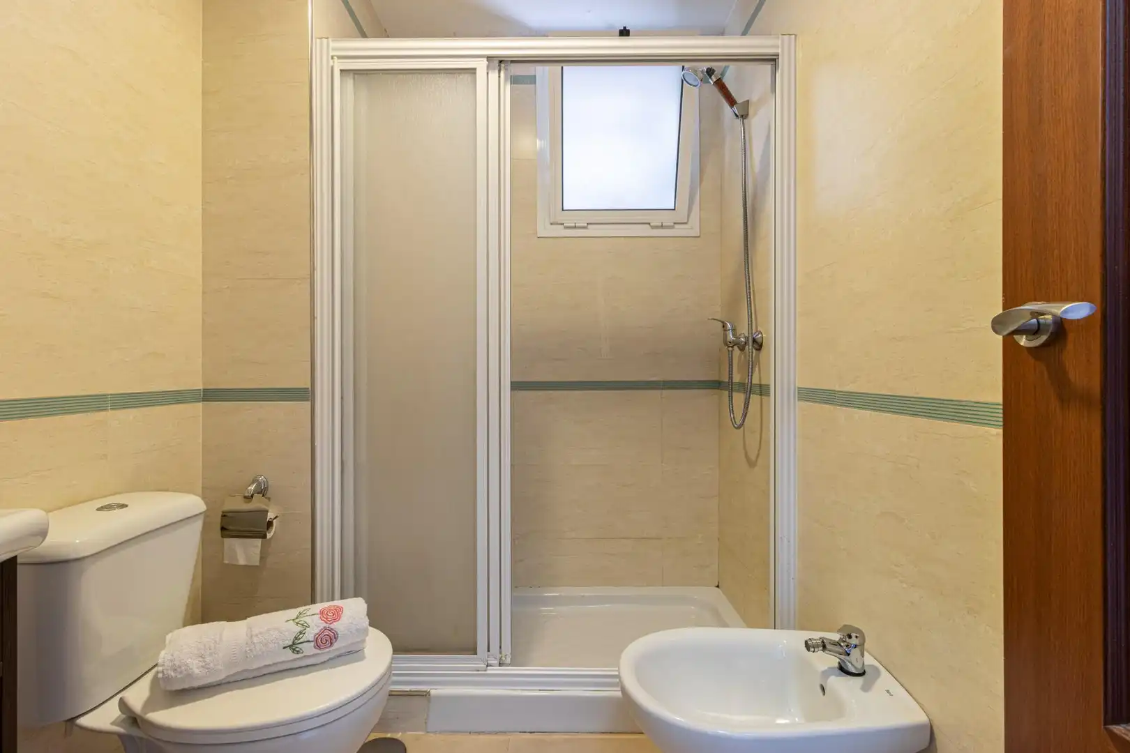 Bathroom of Flat for rent in Jerez de la Frontera  with Air Conditioner, Terrace and Furnished