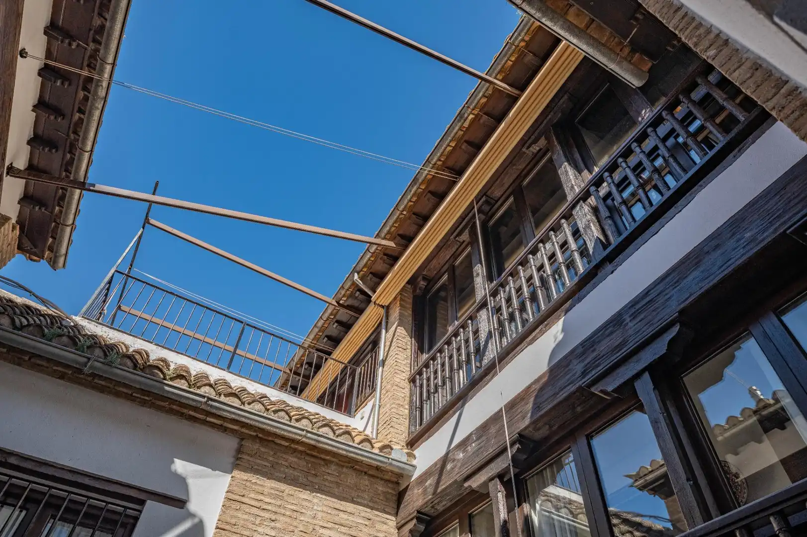 Exterior view of Buildings for sale in Granada