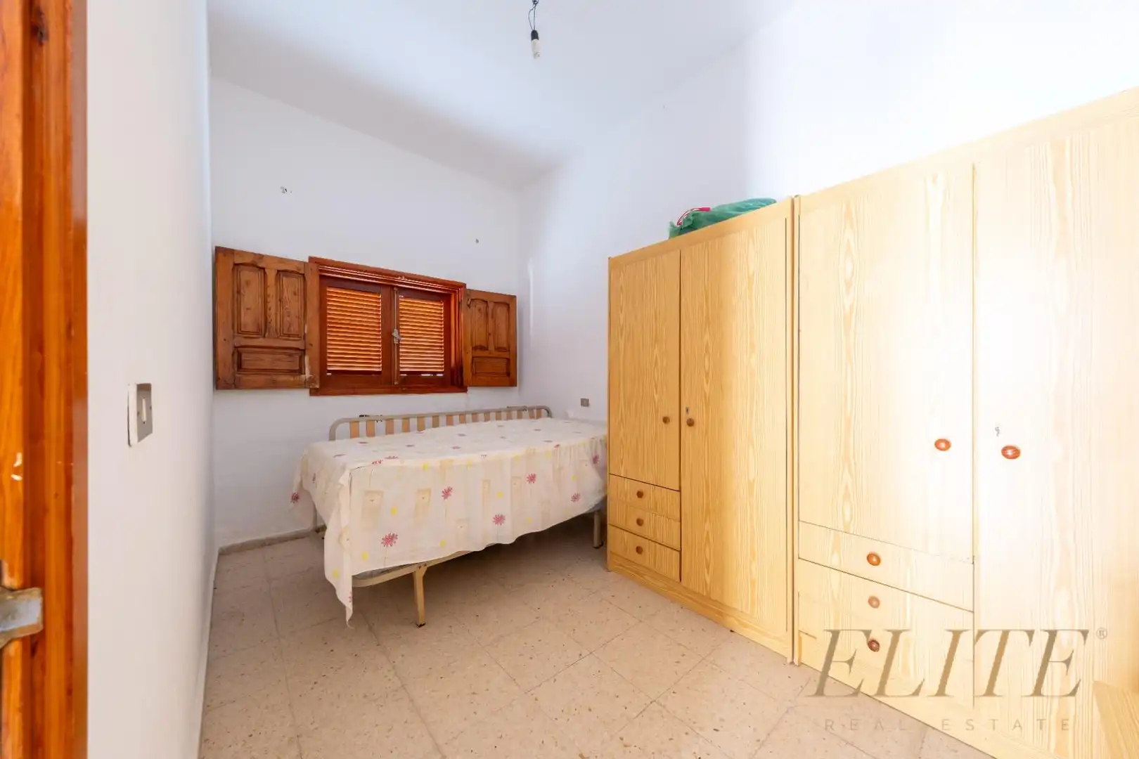 Schlafzimmer von Gebäude zum Verkauf in Mogán