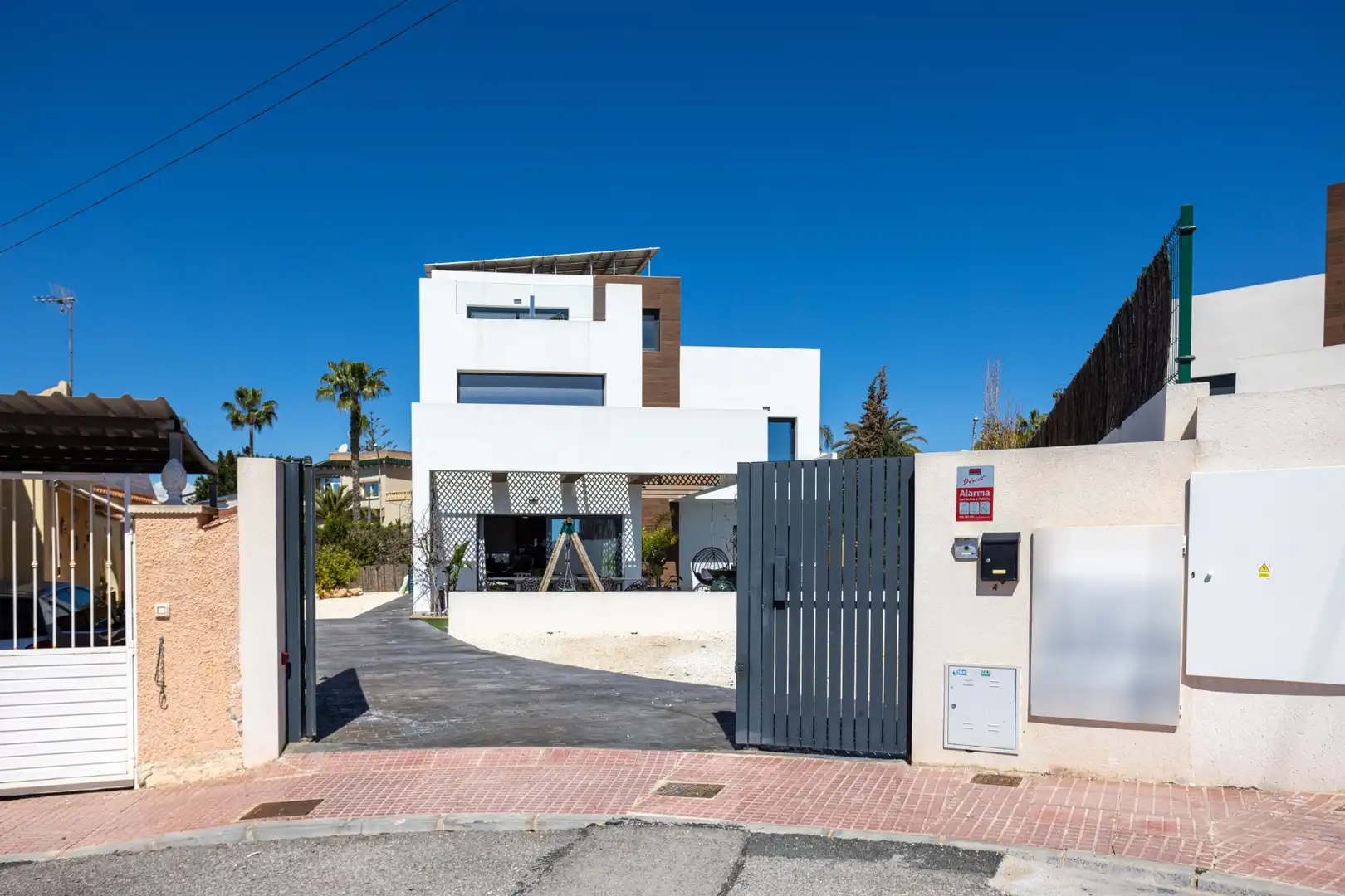 Vista exterior de Casa o chalet en venta en Rojales con Aire acondicionado, Jardín privado y Terraza