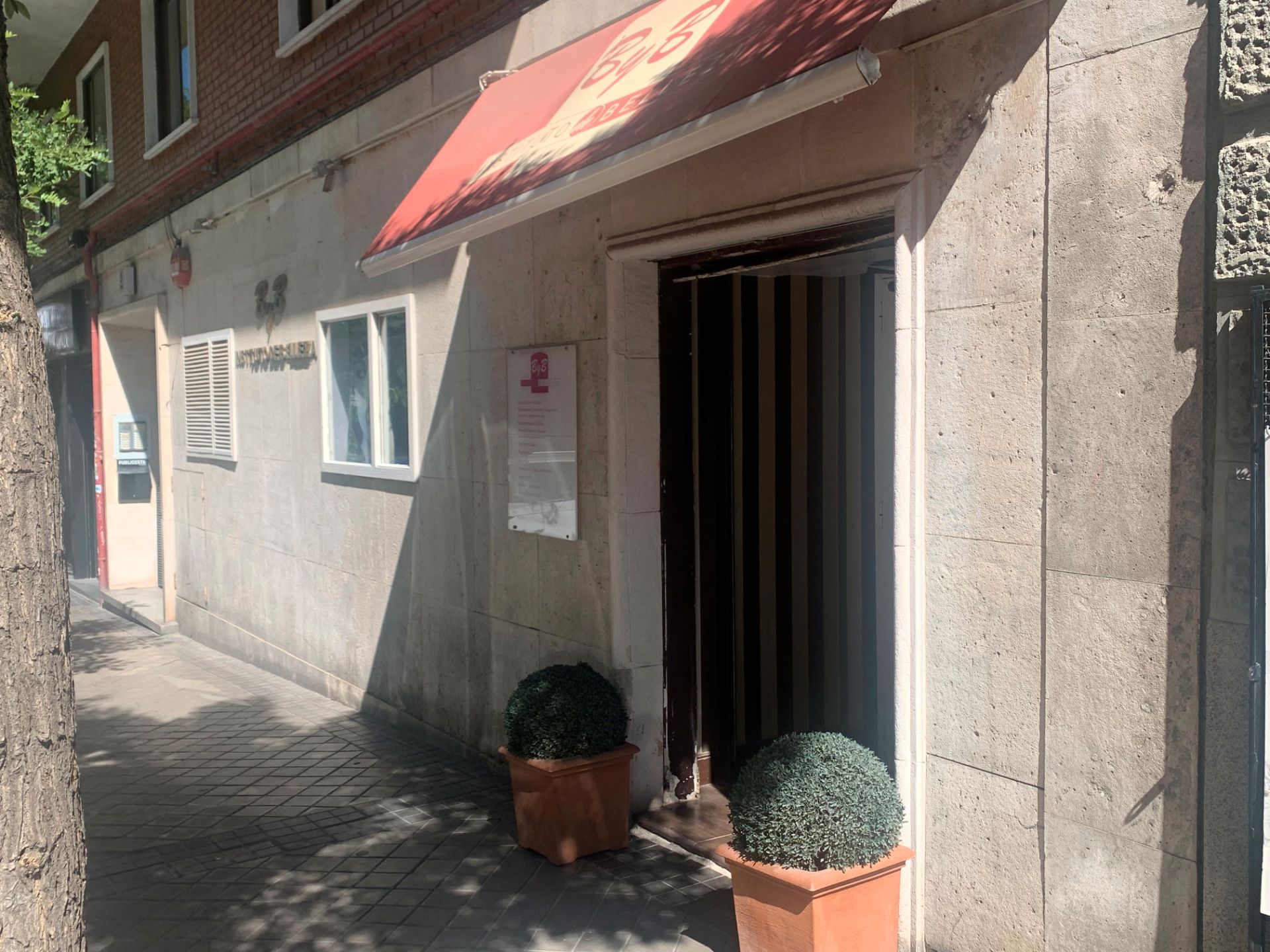 Premises for sale in  Madrid Capital  with Air Conditioner, Heating and Parquet flooring
