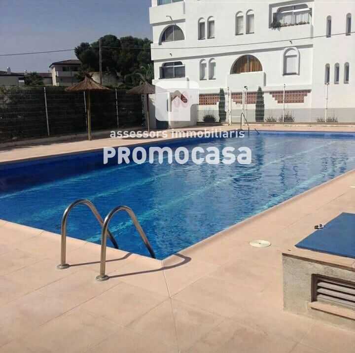Piscina de Casa o xalet en venda en Roses amb Piscina i Piscina comunitària