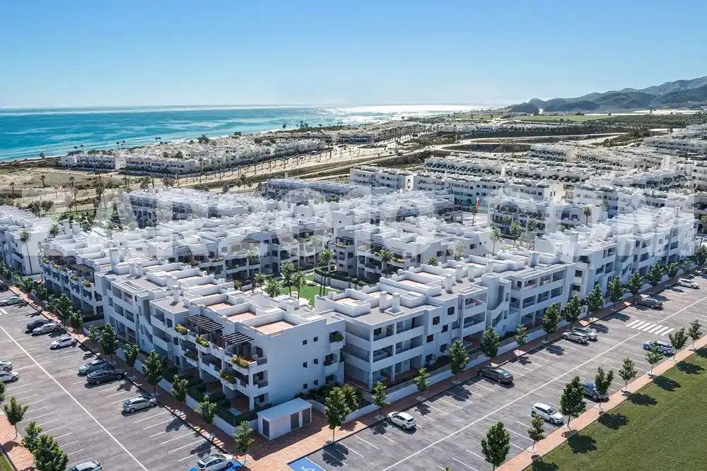 Erdgeschosswohnung mit Pool zum Verkauf in Calle Lisboa