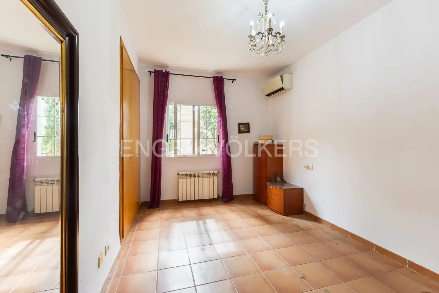 Houses for sale in Bétera  with Air Conditioner, Heating and Private garden
