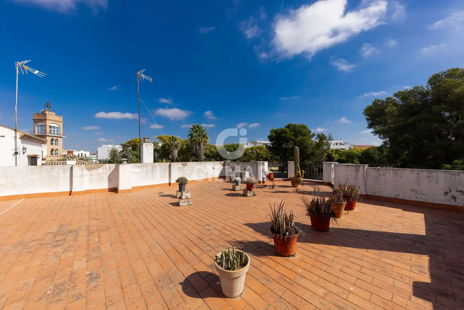 Terrassa de Casa adosada en venda en Coria del Río amb Calefacció