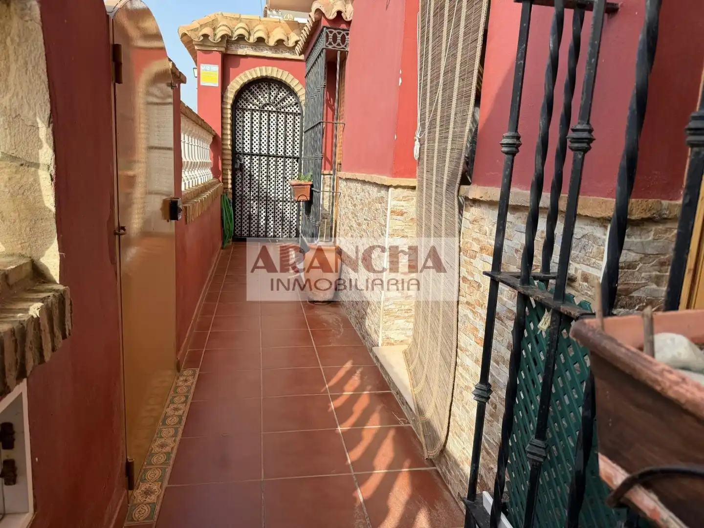 Außenansicht von Haus oder Chalet zum Verkauf in Chipiona mit Terrasse