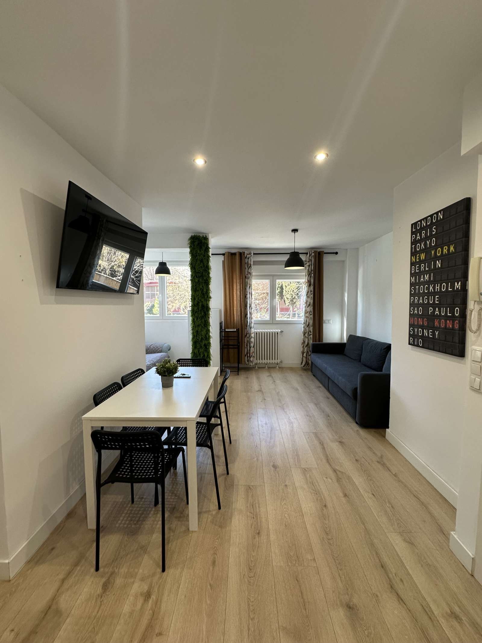 Sala d'estar de Apartament per a compartir en  Madrid Capital amb Aire condicionat i Terrassa