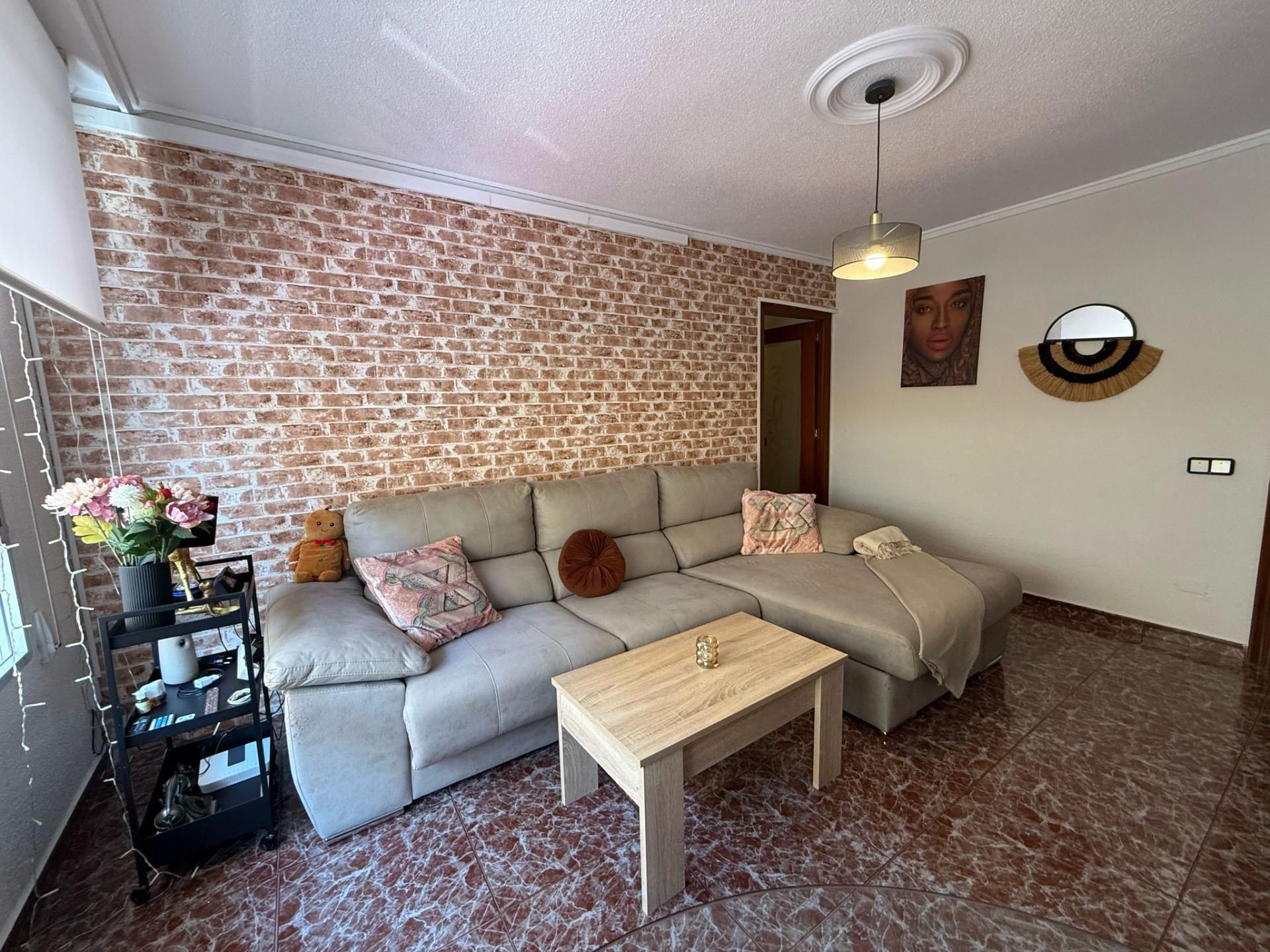 Living room of Flat for sale in Guardamar del Segura  with Air Conditioner, Heating and Balcony