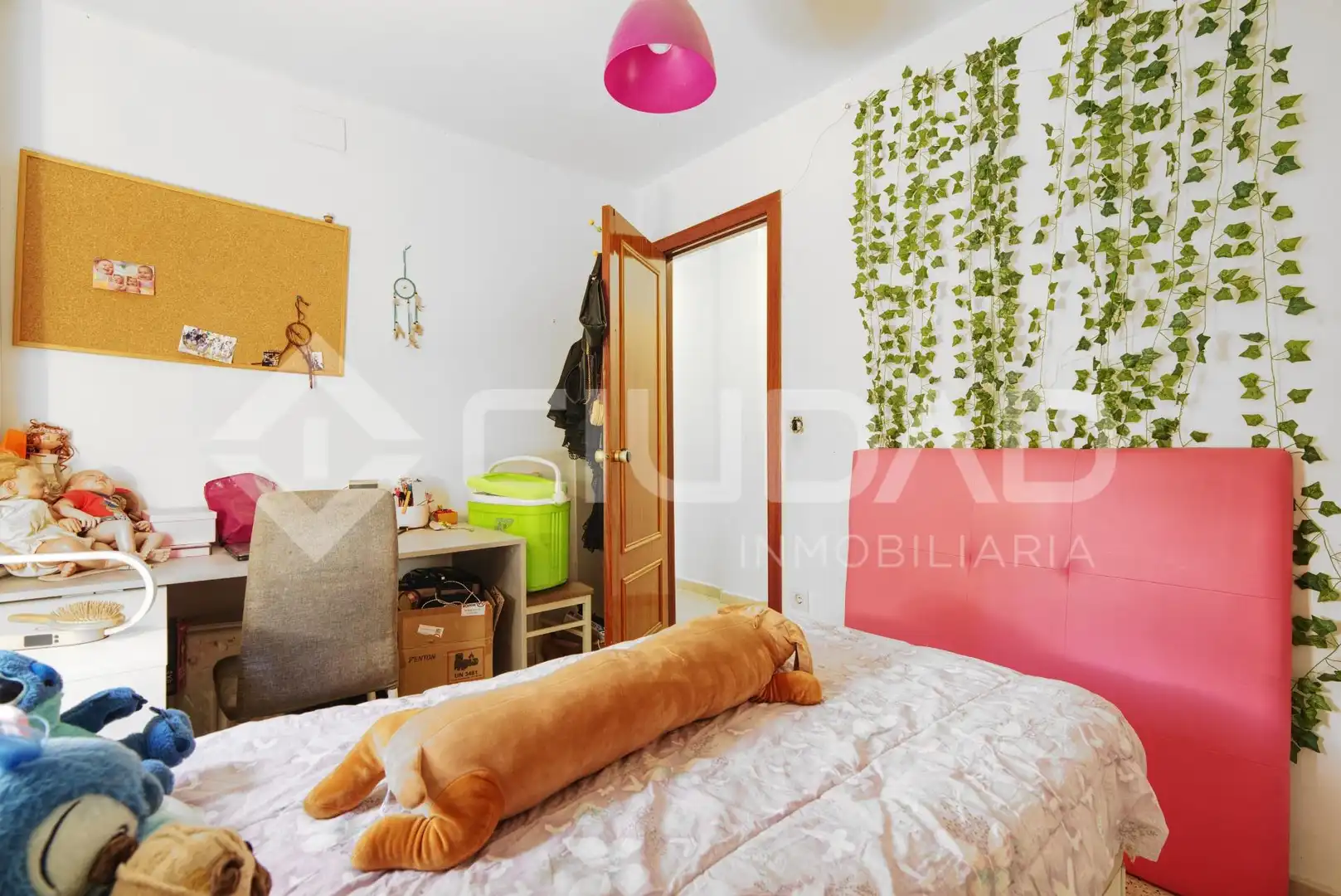 Habitación de Casa o chalet en venta en Sevilla