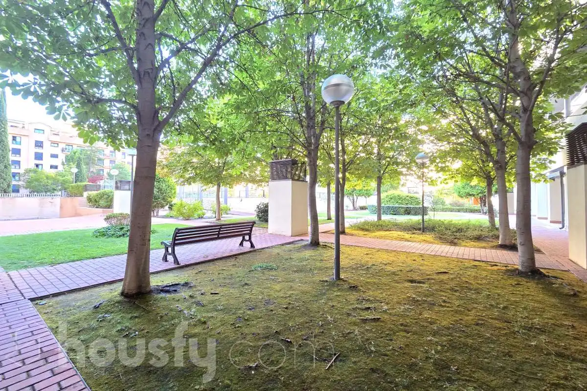 Exterior view of Flat for rent in Madrid  with Air Conditioner, Heating and Parquet flooring