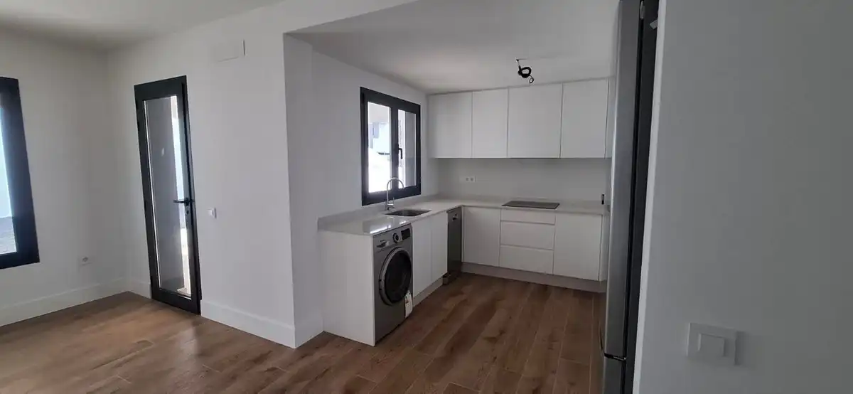 Cuina de Apartament en venda en La Oliva amb Terrassa i Piscina comunitària