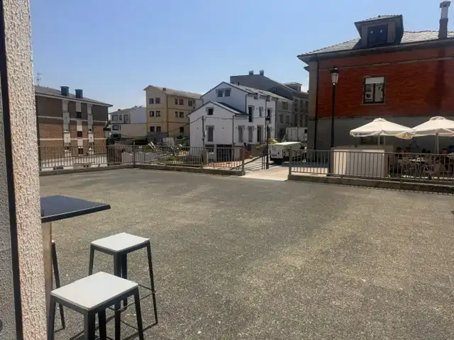 Terrassa de Local en venda en Tapia de Casariego amb Moblat