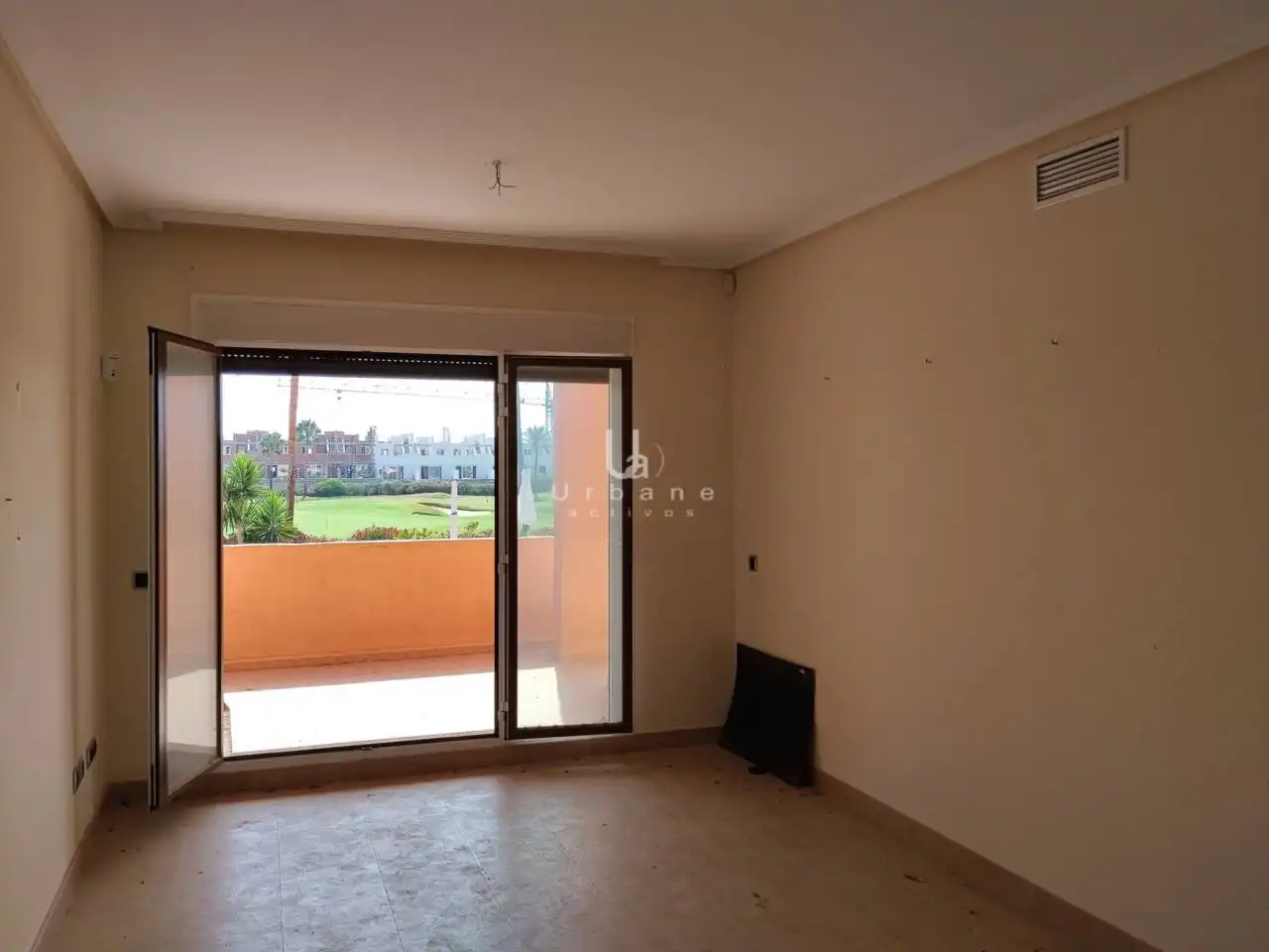 Appartement compact avec piscine à vendre à Calle Infanta Cristina 2, imagen 2