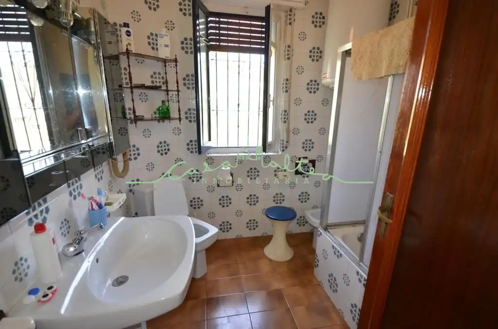 Bany de Casa o xalet en venda en Altea amb Aire condicionat, Jardí privat i Terrassa