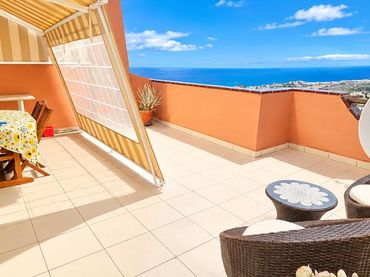 Apartament amb piscina en venda a Galicia 80