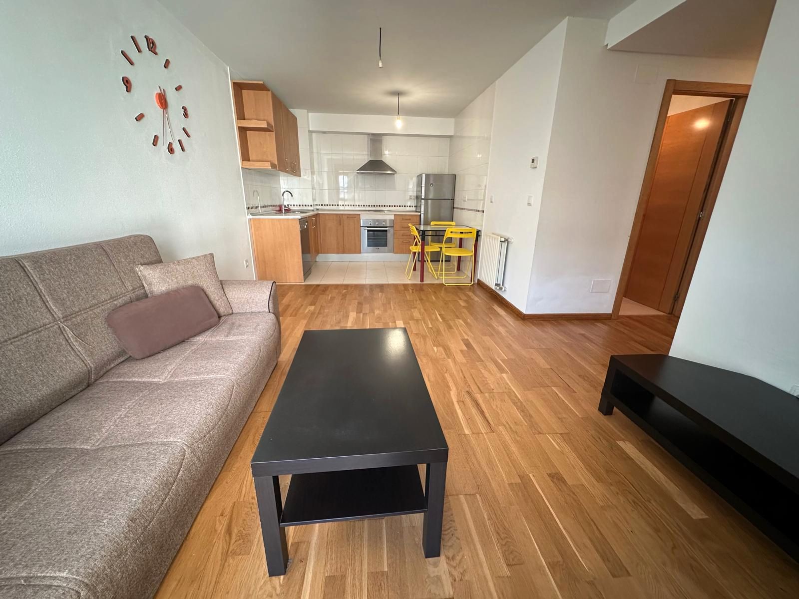 Wohnzimmer von Wohnungen zum verkauf in Boqueixón mit Heizung, Abstellraum und Möbliert