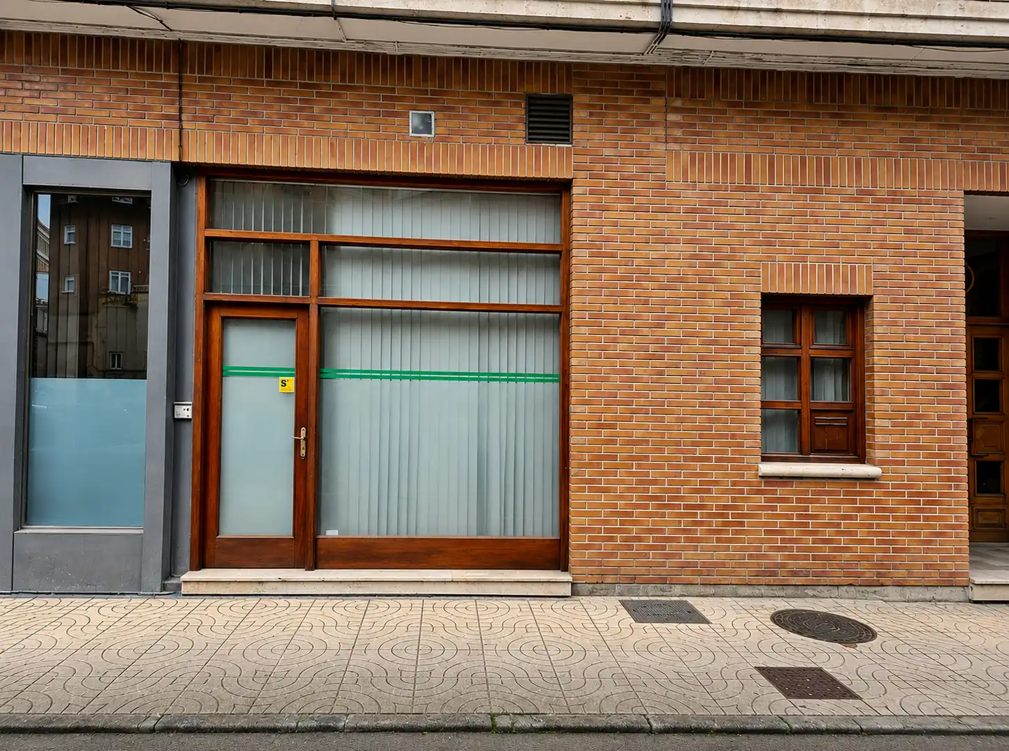 Locale commerciale in affitto a Calle Pando, imagen 2