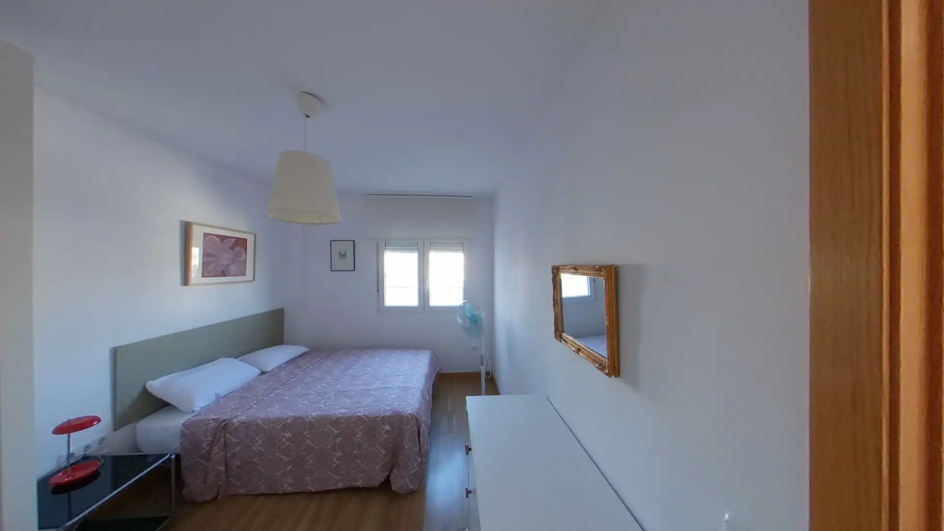 Flat for rent in Calle de Gonzalo Herrero, Valdeacederas
