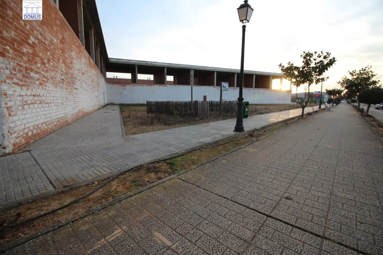 Exterior view of Commercial properties for sale in Valdelacalzada