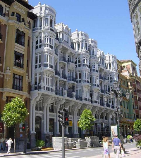 Photo 2 of Office for rent in Calle Uría, Parque San Francisco - Uría, Oviedo