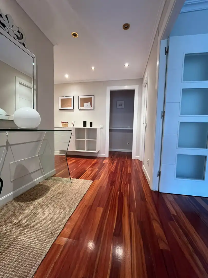 Wohnung zur Miete in Gijón  mit Heizung, Privatgarten und Schwimmbad