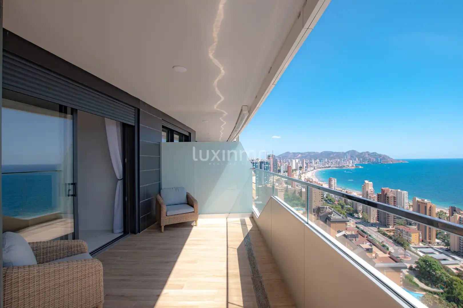 Flat with terrace for sale in Playa de Poniente, imagen 2