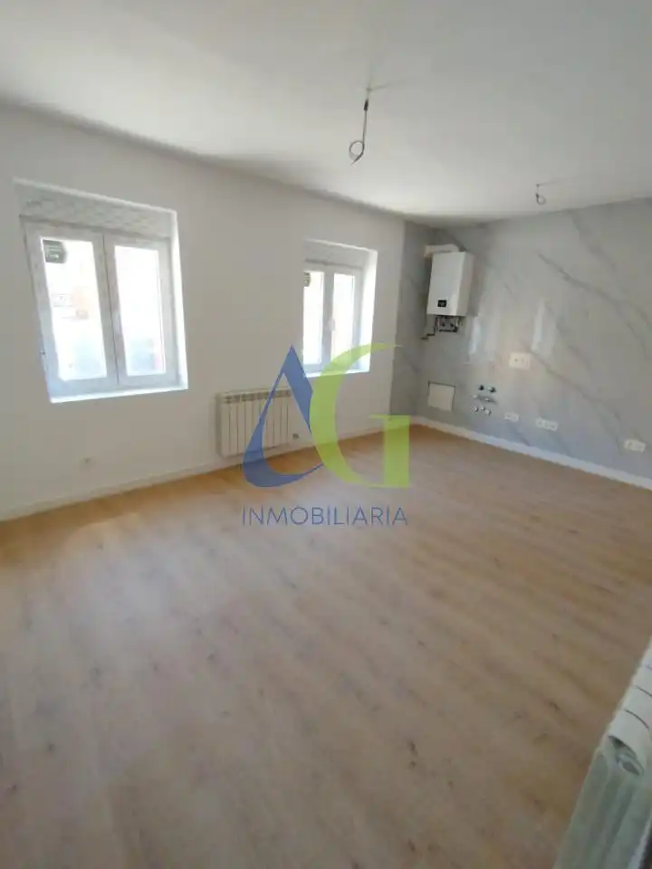 Apartamento en venta en VALLE INCLAN, Trobajo del Camino