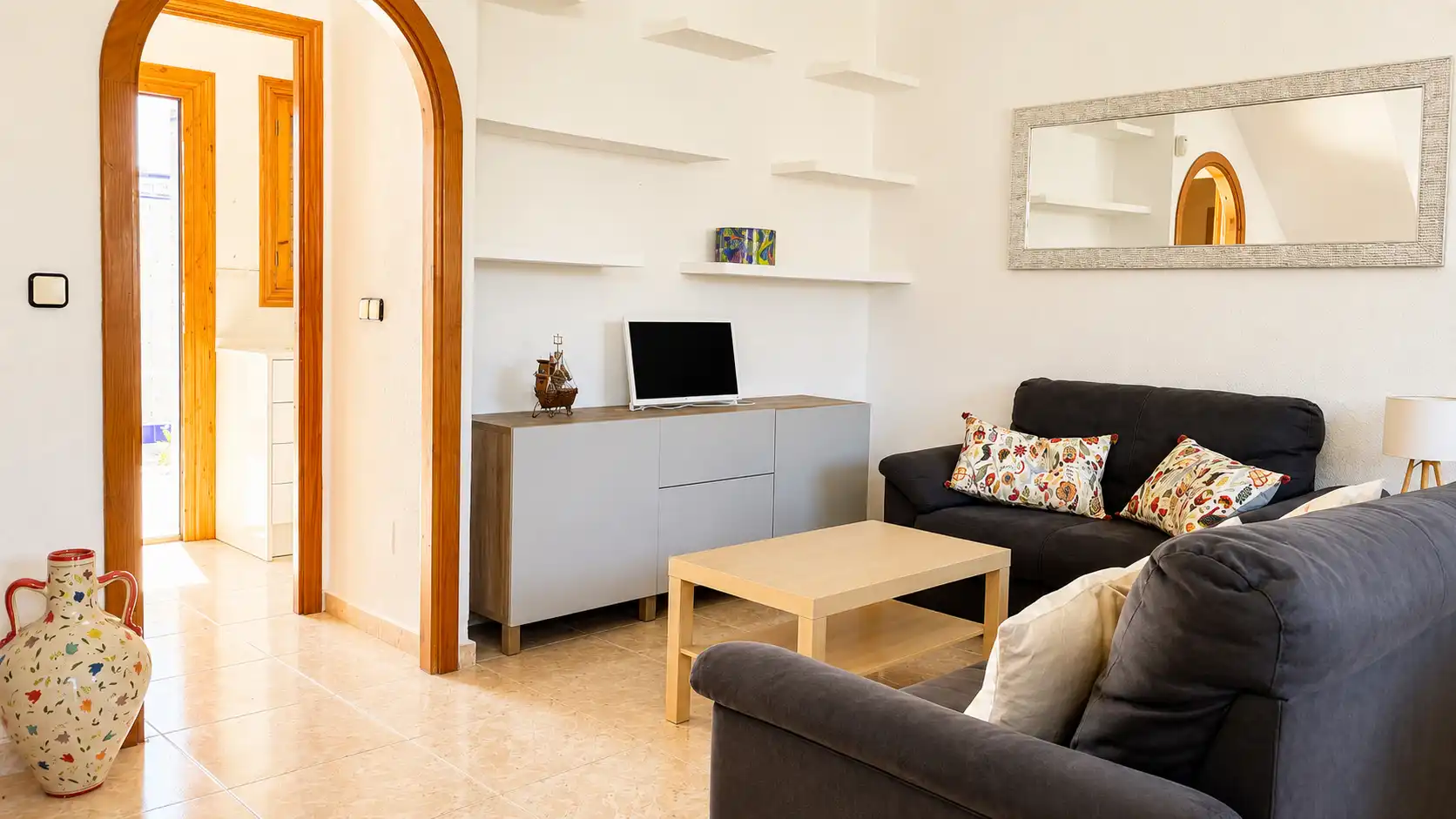 Wohnzimmer von Einfamilien-Reihenhaus zur Miete in San Javier mit Klimaanlage, Privatgarten und Terrasse