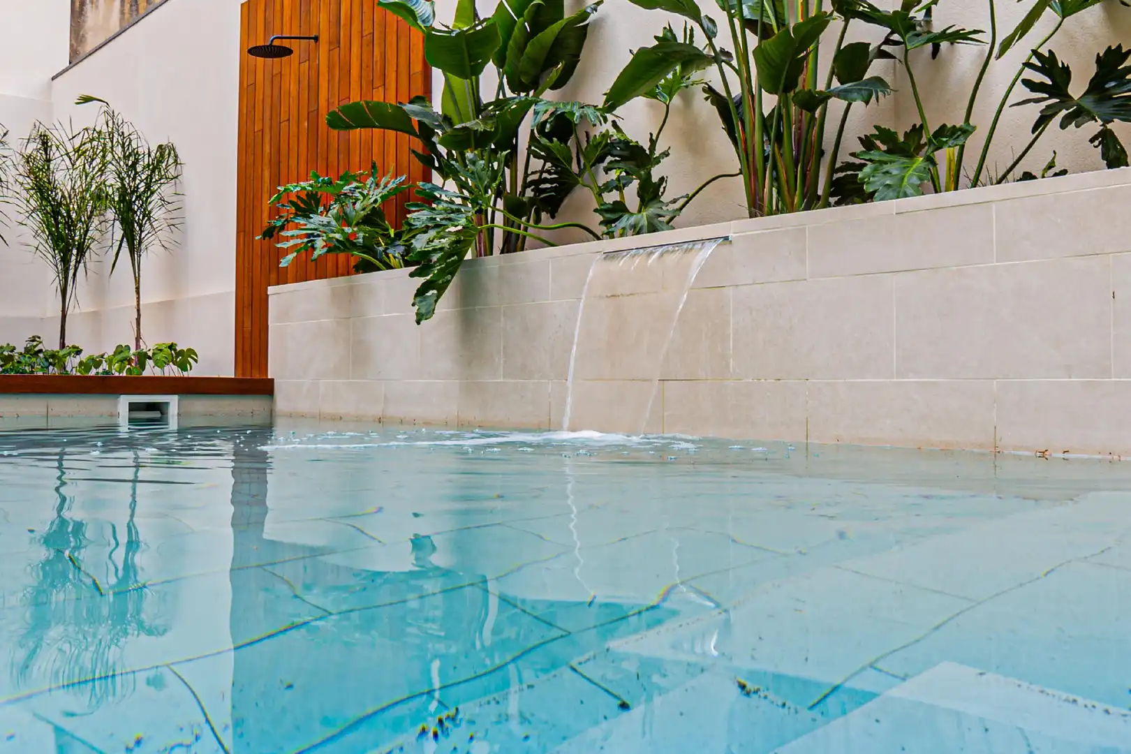 Swimming pool of Duplexes for sale in Barcelona  with Air Conditioner, Heating and Private garden