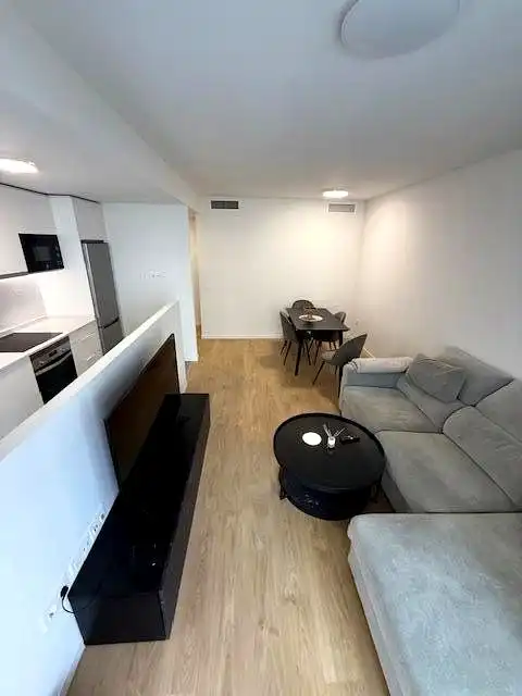 Sala d'estar de Pis en venda en Marbella amb Aire condicionat, Terrassa i Moblat