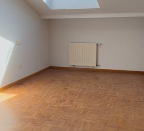 Foto 4 de Àtic en venda a Avenida Galicia, Taramundi, Asturias