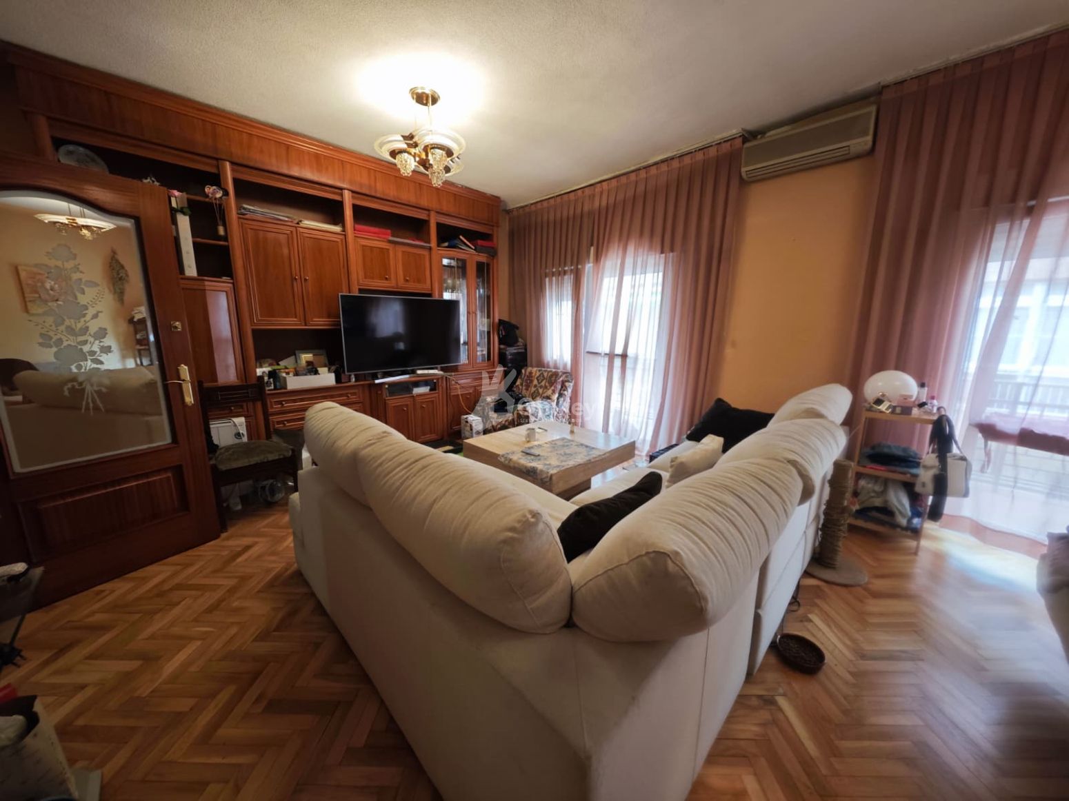 Sala d'estar de Pis en venda en Getafe amb Calefacció, Parquet i Terrassa