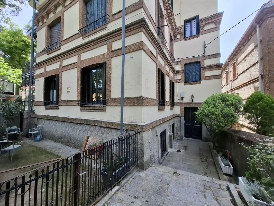 Exterior view of Ground floor for sale in San Lorenzo de El Escorial  with Heating