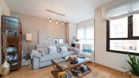 Living room of Flat for sale in  Madrid Capital